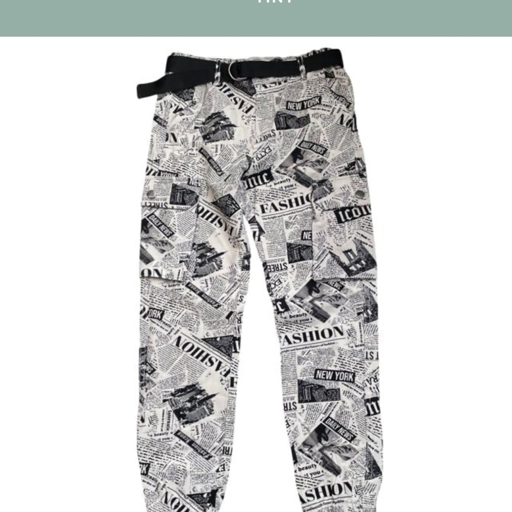 URBAN Kids /Urban Behaviour Newspaper Print Boys/Girls Pants - size M - stretchy